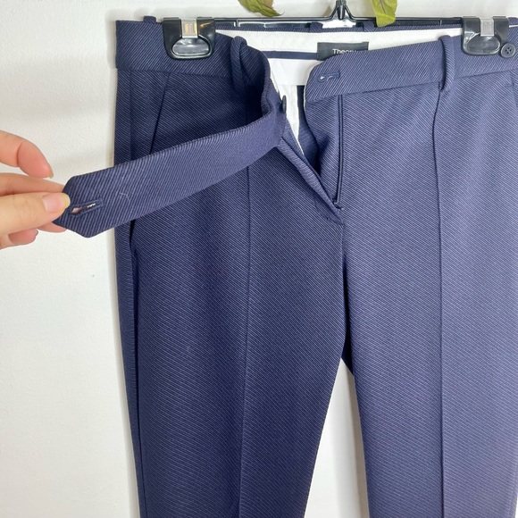 Theory ‘Pintuck Knit Twill 2’ Pant - Picture 6 of 10